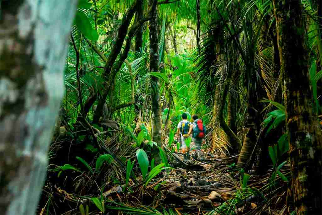 costa rica trekking tours